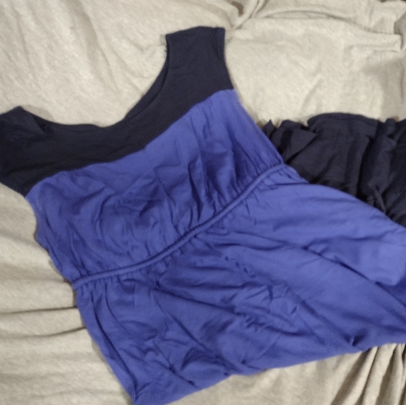 4 MATERNITY DRESSES - Picture 3 of 15